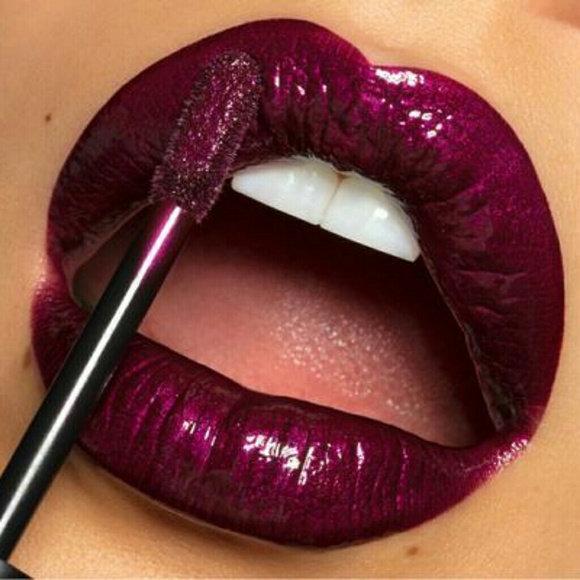 Melt Cosmetics Metallic Gloss - Picture 2 of 3